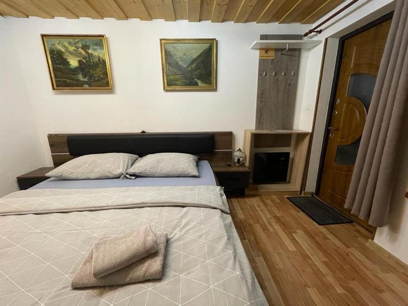 Two-Bedroom Suite with Garden View image 4