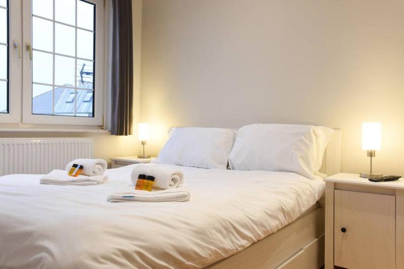 Air Maison - Superb Location! 1 Bedroom Flat with Parking - image 42