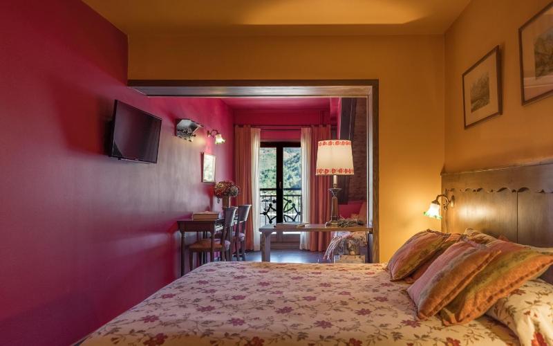  Quadruple Room (4 Adults)  image 1