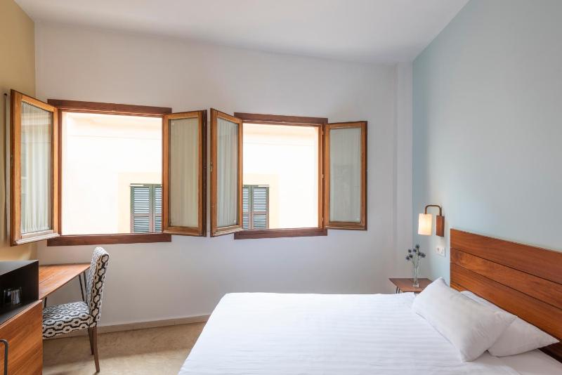 Standard Single Room image 1