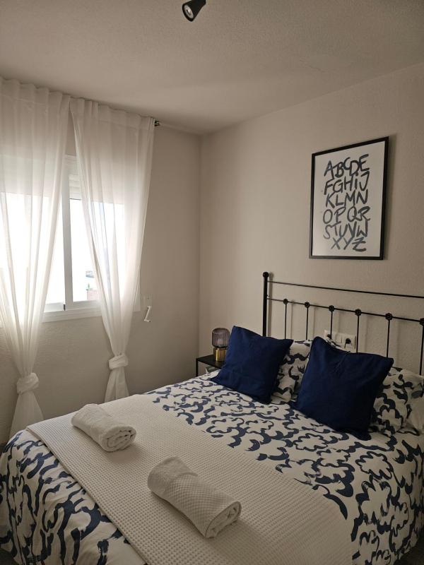 One-Bedroom Apartment image 2