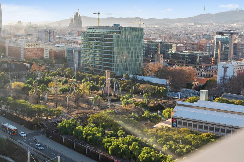 Apartment with Balcony image 3