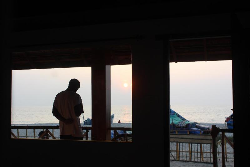Marari Sunset Beach Villa - image 27