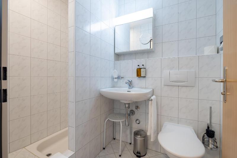 Standard Double Room - Main Building image 3