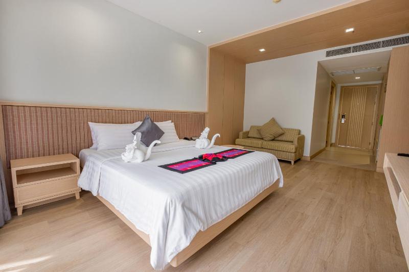 Estella Phuket Mai Khao Beach Resort - image 12