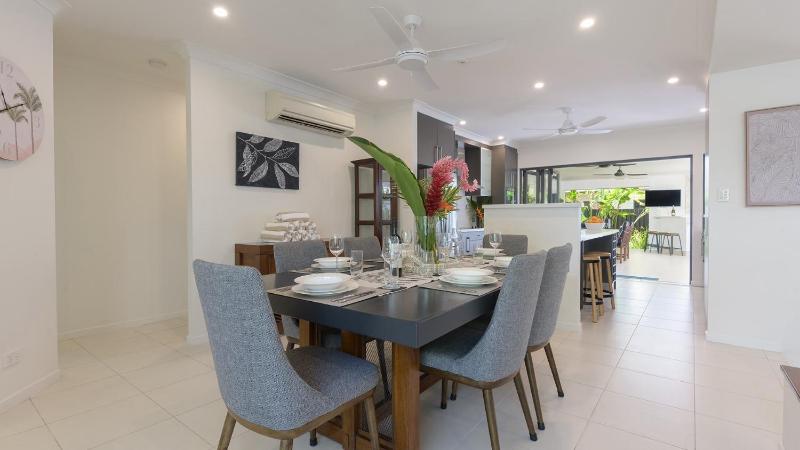 Bella Beach House Port Douglas - image 3