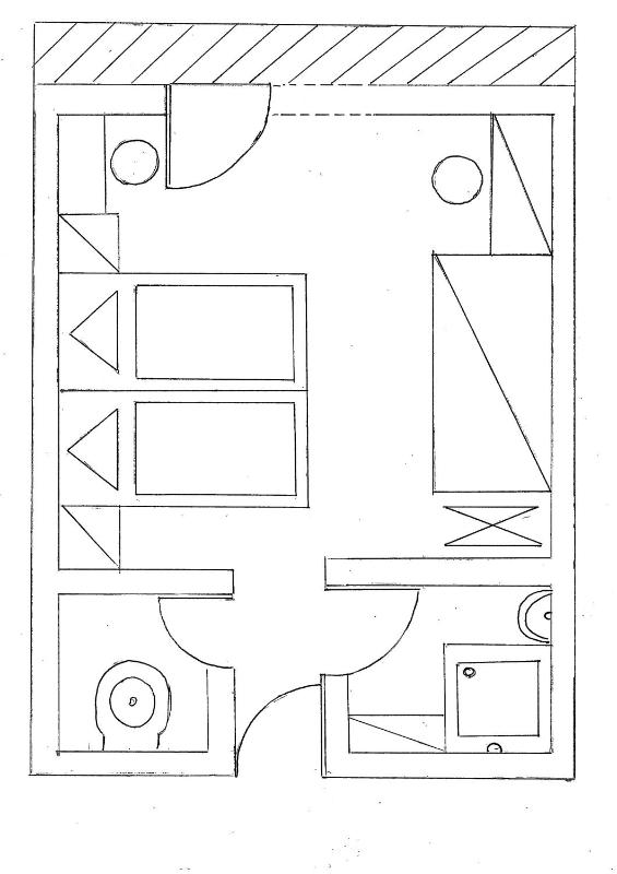 Double Room with Balcony image 2