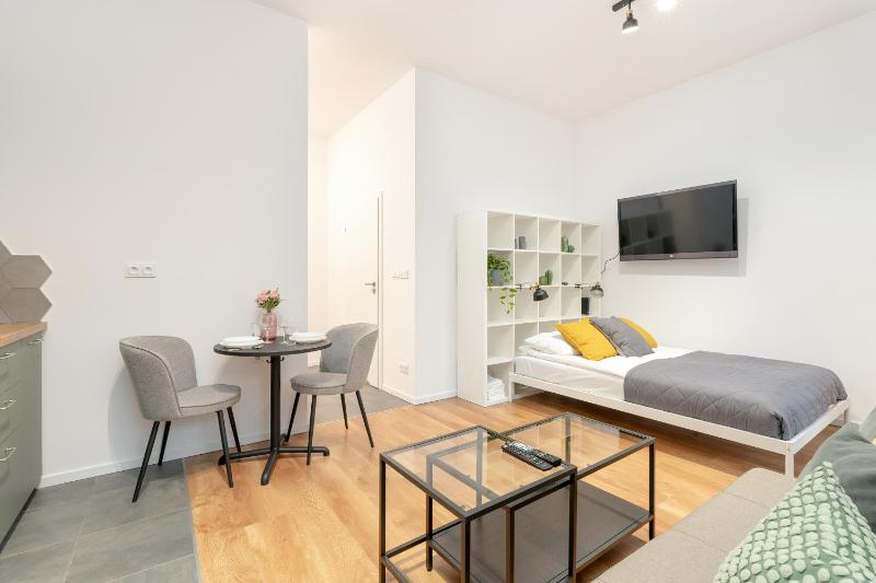 Cozy Studio with Balcony and FREE GARAGE by Noclegi Renters - image 17