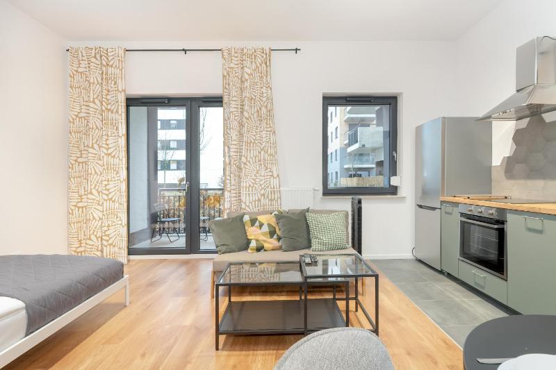 Cozy Studio with Balcony and FREE GARAGE by Noclegi Renters - image 14