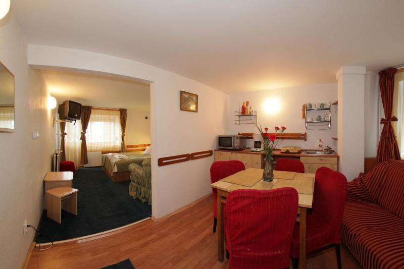 Two-Bedroom Apartment (4 Adults) image 4