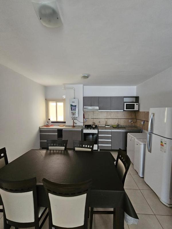 Apartamento Esquiu C - image 1