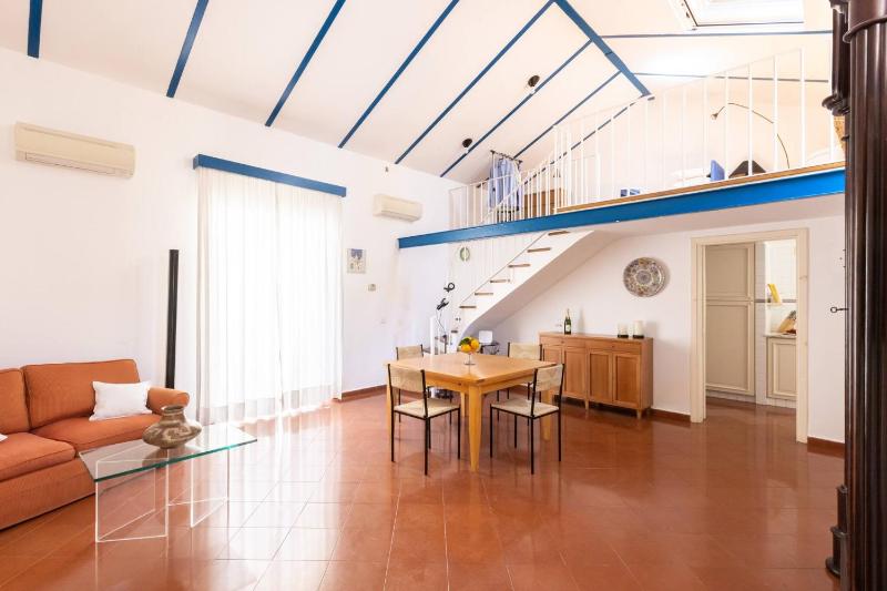 SorrentoVibes - New home with balconies in Sorrento center - image 4