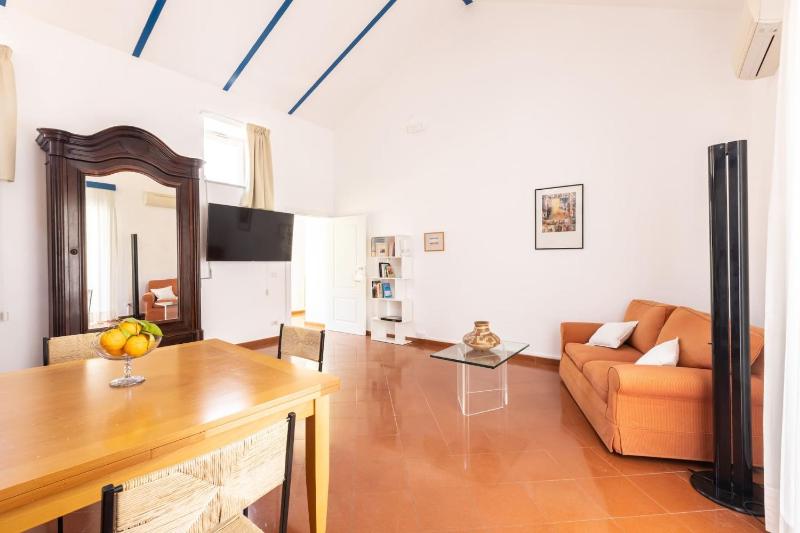 SorrentoVibes - New home with balconies in Sorrento center - image 7