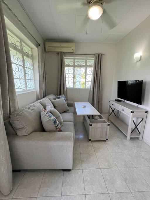 Apt 1 Lynsted - Newly renovated 2 bed 1 bath - image 6