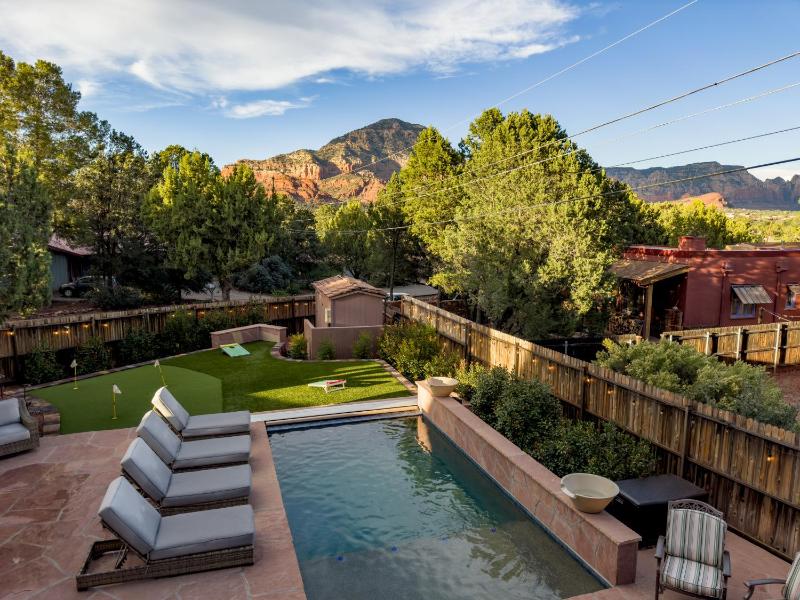 Spectacular Sedona Destination with Pool & Spa - image 10