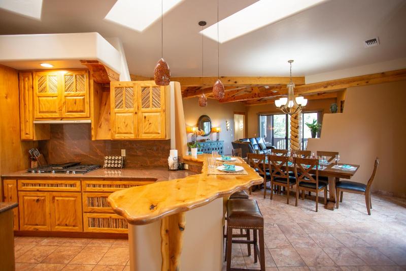 Spectacular Sedona Destination with Pool & Spa - image 32