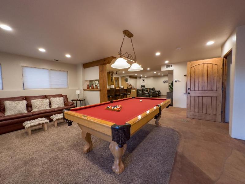Spectacular Sedona Destination with Pool & Spa - image 9
