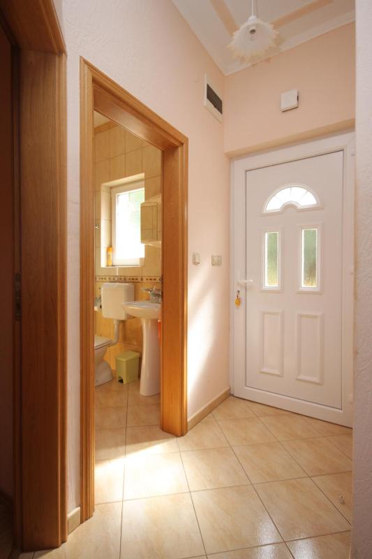 One-Bedroom Apartment with Terrace and Sea View image 2