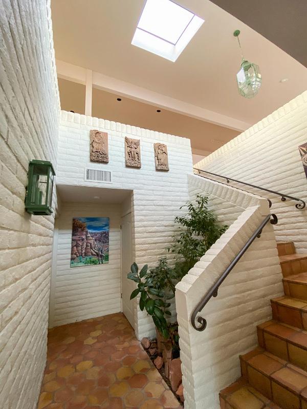 Open Style Home with Magnificent Views! - image 37
