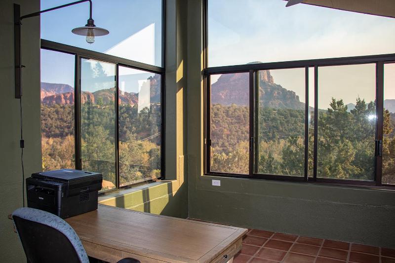 Open Style Home with Magnificent Views! - image 18