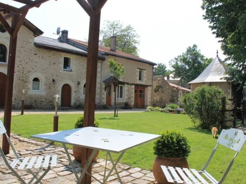 Holiday Home (3 adults) image 3