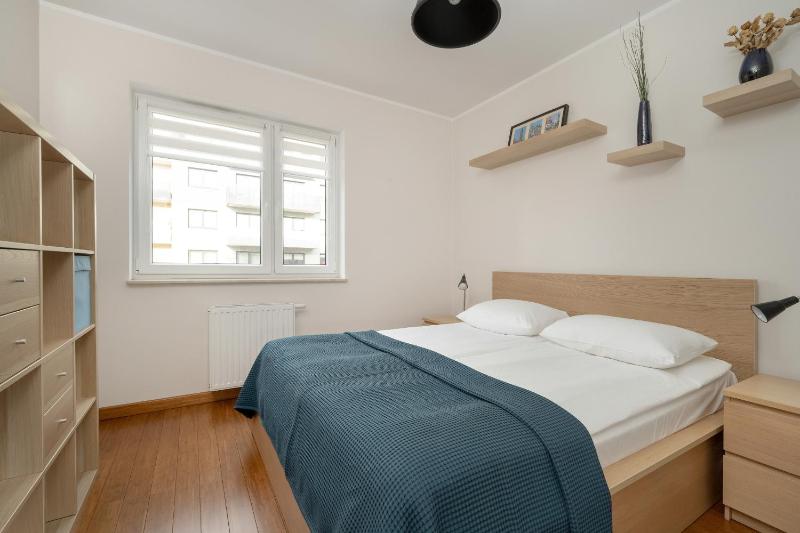 One Bedroom Apartment Nadodrze with FREE GARAGE Wrocław by Noclegi Renters Images