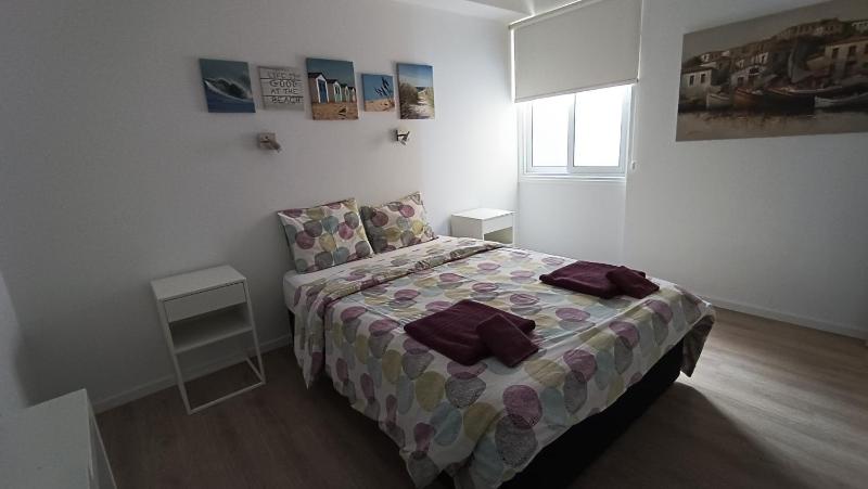 Sunorama Waterfront Apartment - image 11