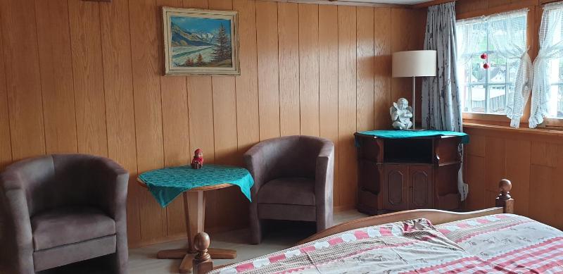 Double Room with Private Bathroom image 2