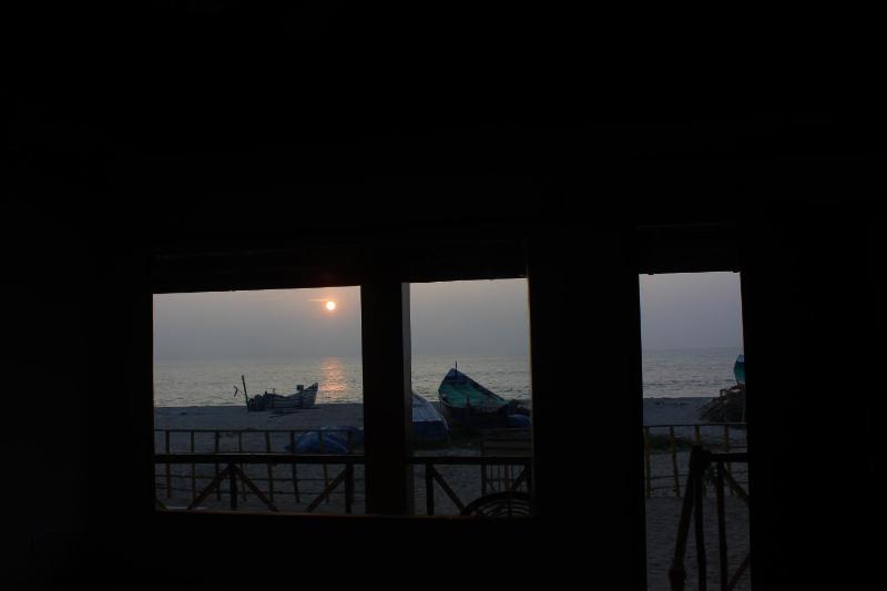 Marari Sunset Beach Villa - image 13