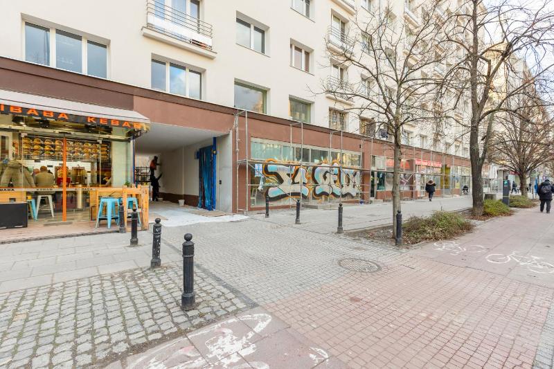 Amazing Spacious Apartments in Warsaw City Center by Noclegi Renters - image 14