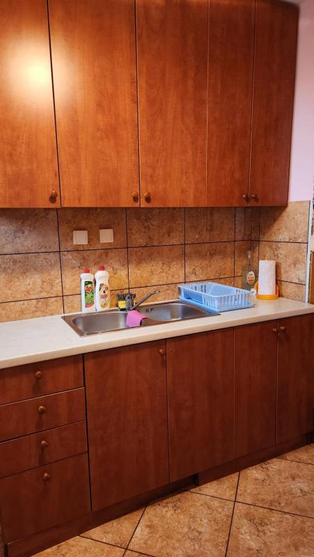 One-Bedroom Apartment image 3