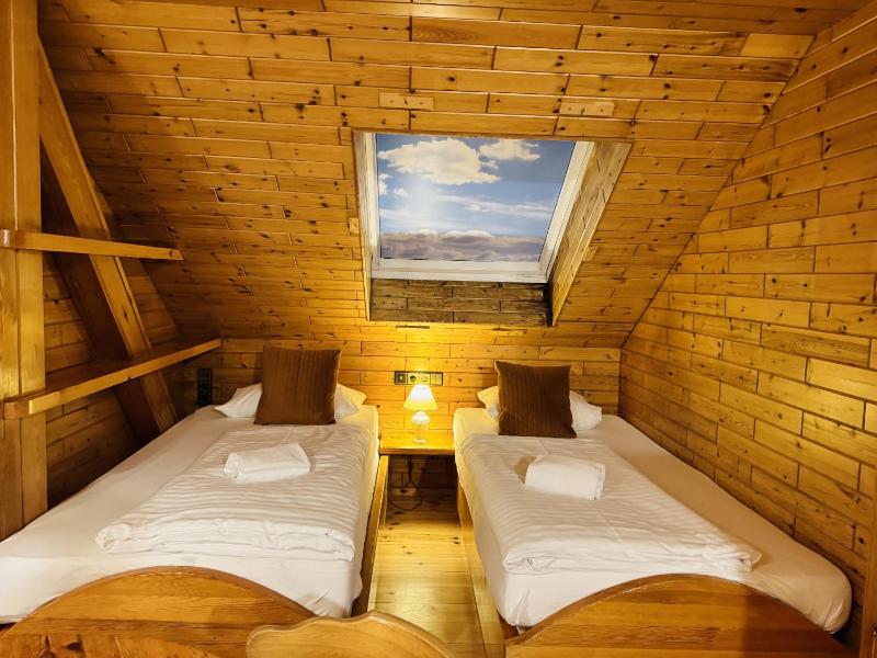 Classic Triple Room image 4