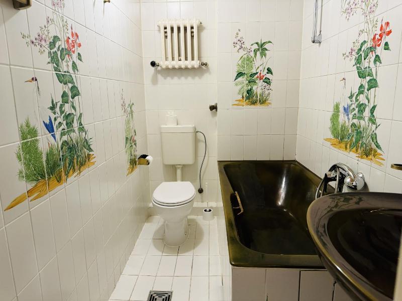 Standard Twin Room image 2