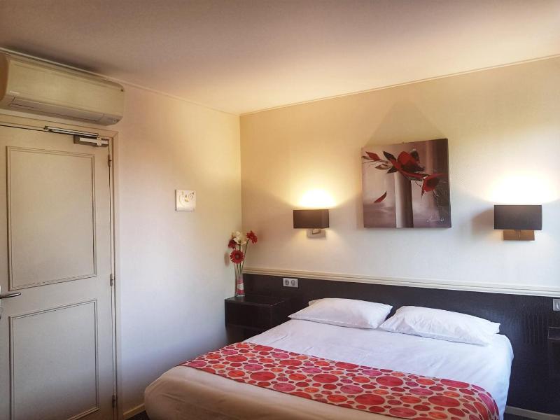 Superior Room (1 or 2 people) image 4