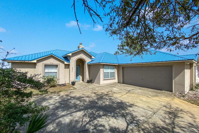 Bay Dreamin - image 49