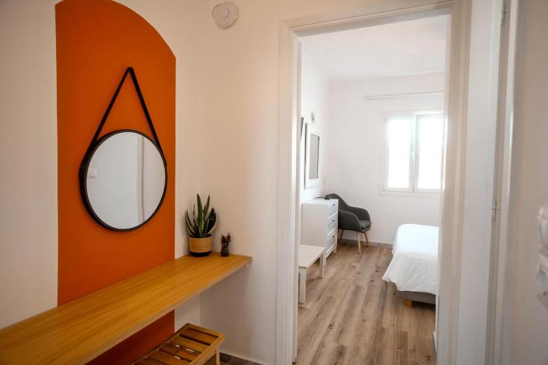 Apartment with Pool and Sea View image 2