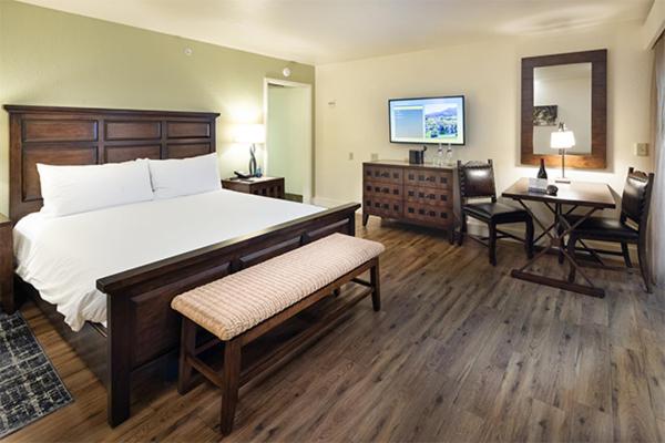 Double Room image 4