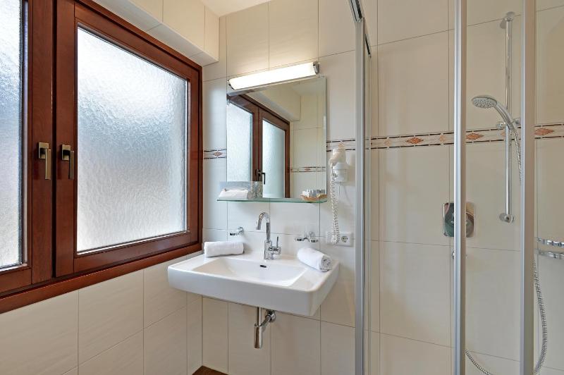 Standard Double Room with Balcony image 4