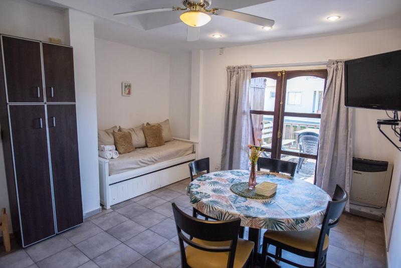 Apartamentos del mar II - image 33