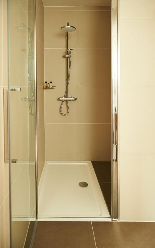Deluxe Double Room image 4