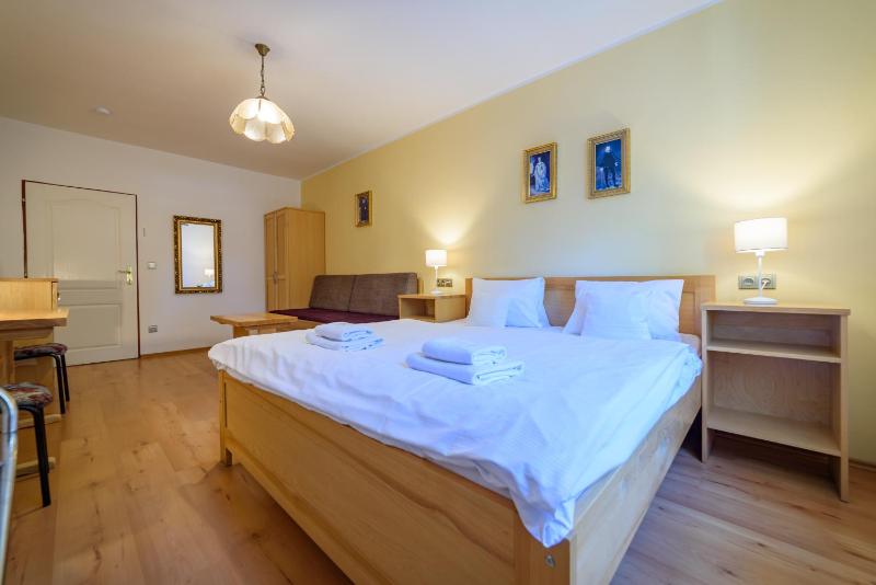 Triple Room image 4