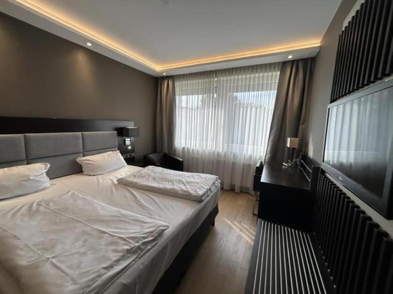 Classic Triple Room image 3