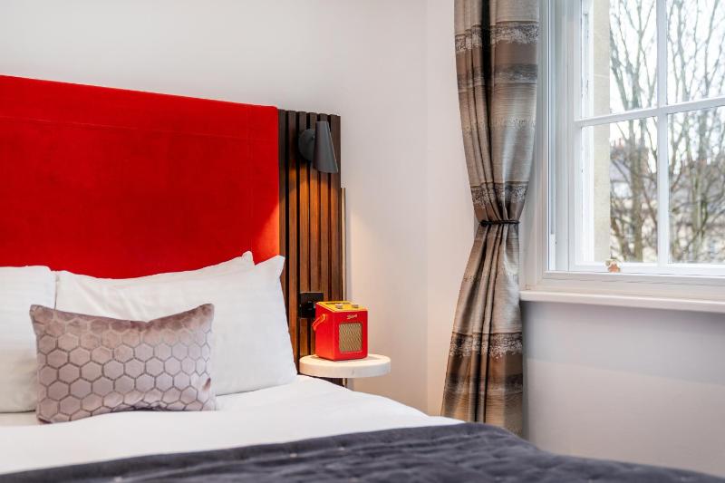 Superior Double Room image 3