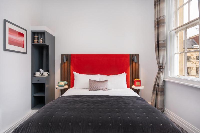 Superior Double Room image 4
