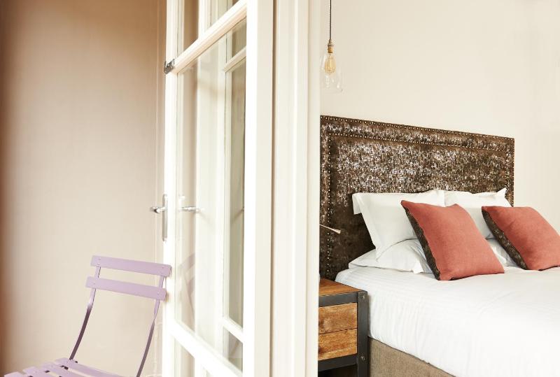 Suite with Balcony image 3