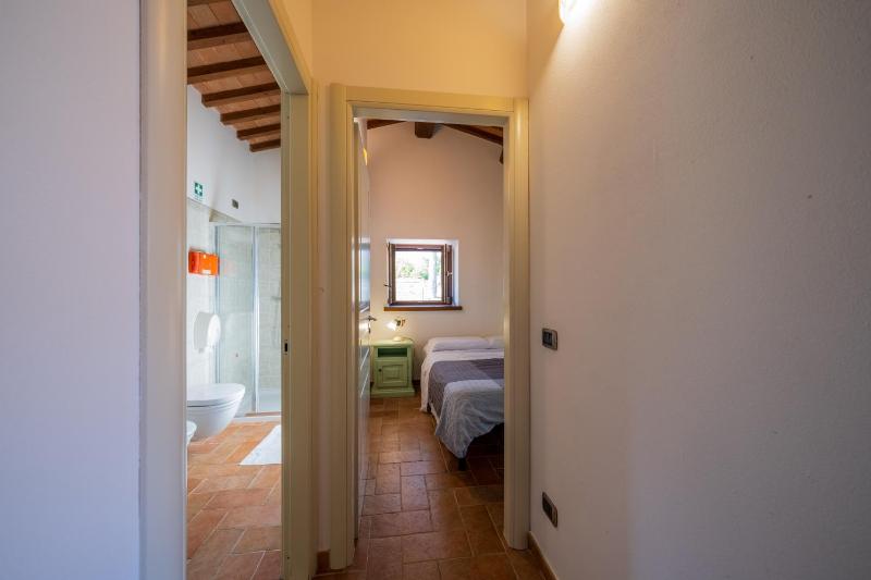 Standard One-Bedroom Apartment image 2