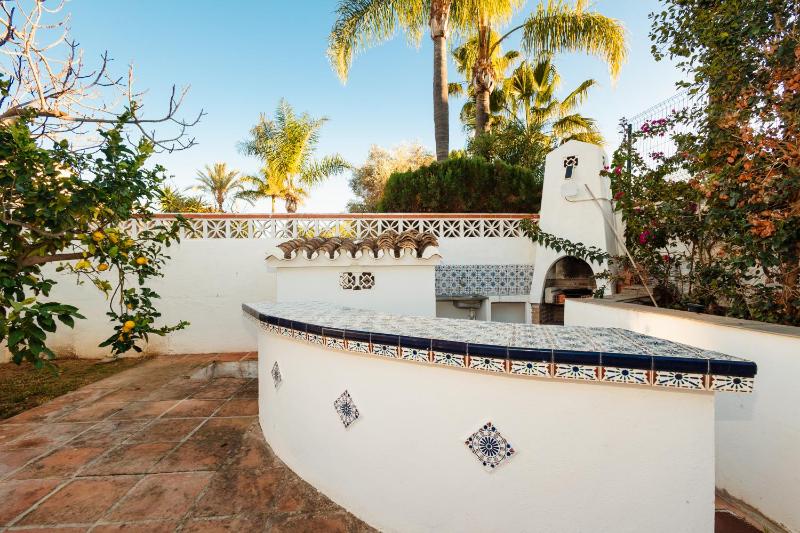 Spacious house with pool garden and solarium in Las Chapas Marbella - image 49