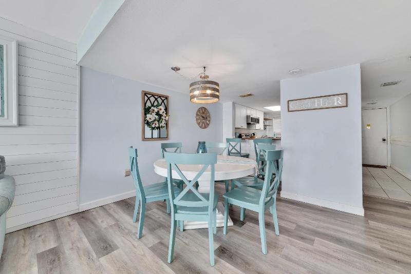 Edgewater West 94 - image 27