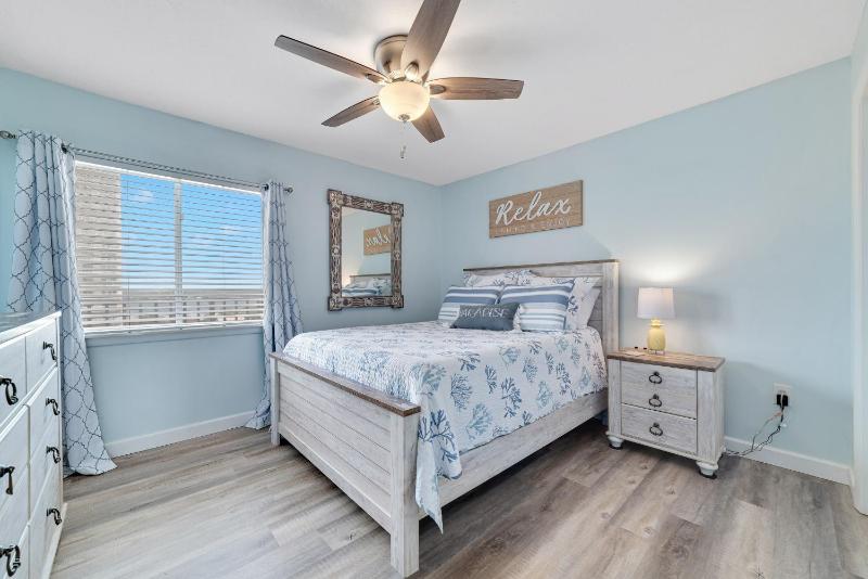 Edgewater West 94 - image 37