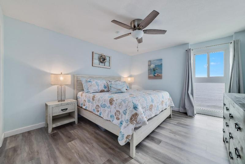 Edgewater West 94 - image 12